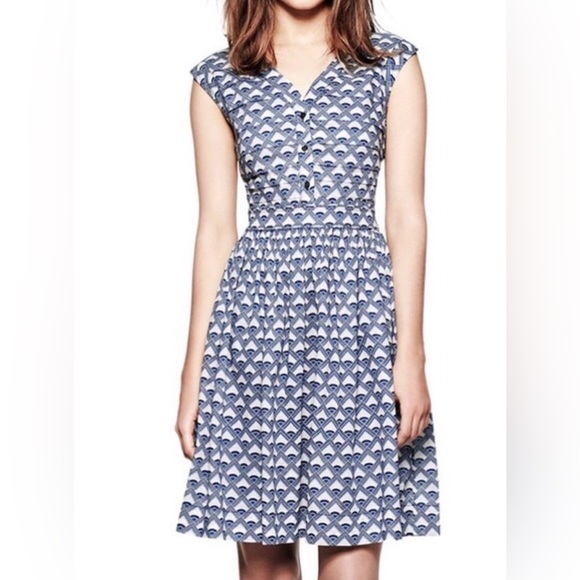 Tory Burch Dresses & Skirts - Authentic Tory Burch Blue White Geometric Print Sleeveless Pleated Dress Size 10